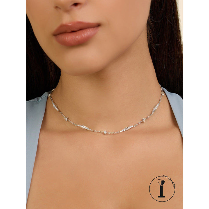 Isharya Silver Chain Necklace In Rhodium Plated