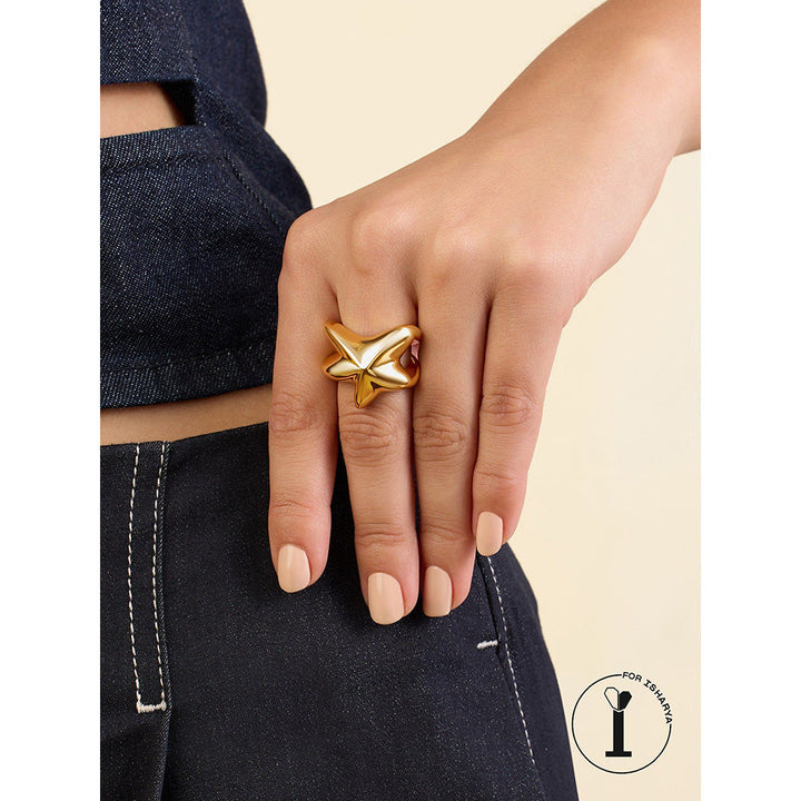 Isharya Gold Star Ring In 18Kt Gold Plated