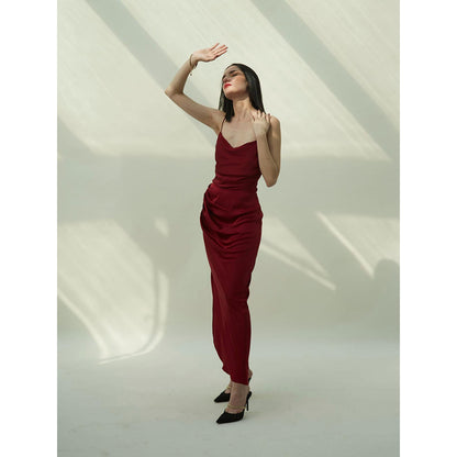 IT GIRL Charlotte Maroon Solid Maxi Dress