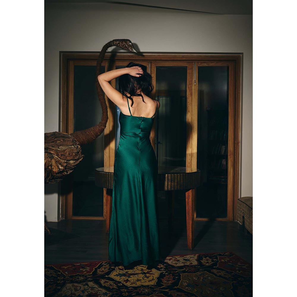 IT GIRL Women Green Evelyn Maxi Dress