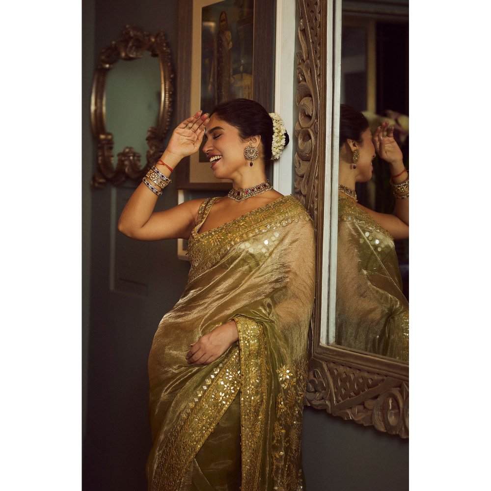 ITRH Saanjh Sheesh Saree with Stitched Blouse