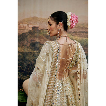 ITRH Shvet Afsana Lehenga Blouse with Single Dupatta (Set of 3)