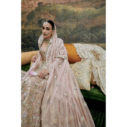 ITRH Rang De Gulaab Lehenga Blouse with Dupatta and Veil (Set of 4)