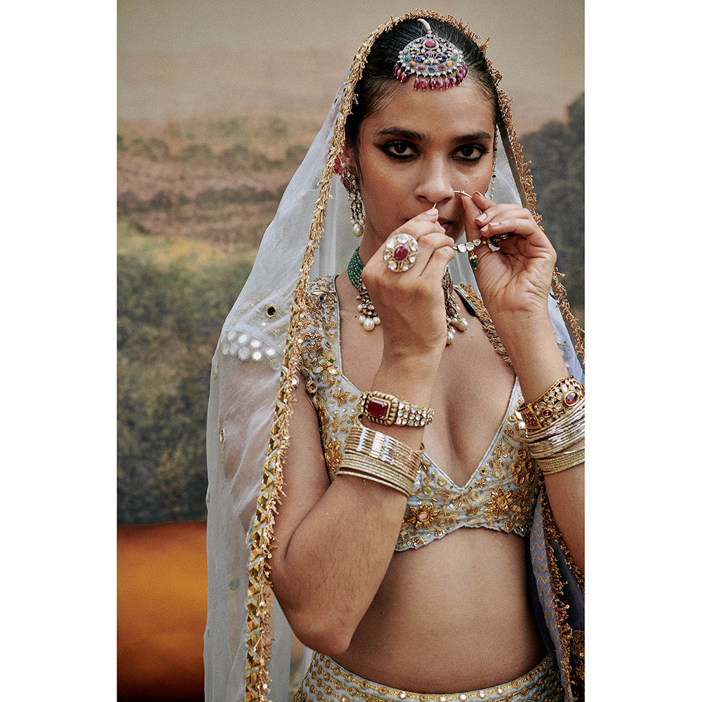 ITRH Khwab Sitara Lehenga and Veil (Set of 4)