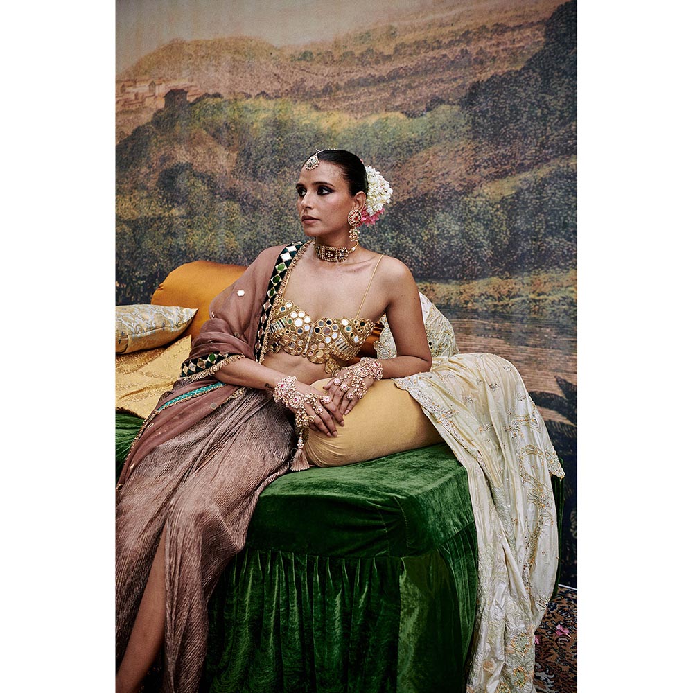 ITRH Sheesh Titli Skirt with Blouse and Dupatta (Set of 3)