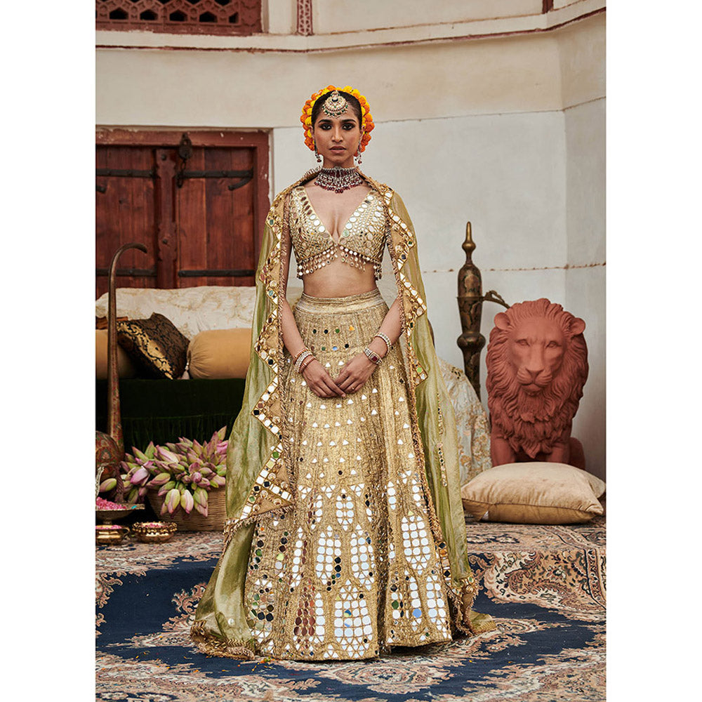 ITRH Chand Aayna Lehenga with Blouse and Dupatta (Set of 3)