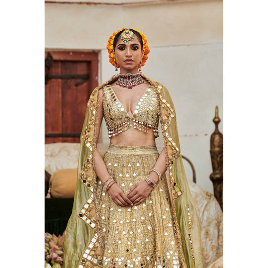 ITRH Chand Aayna Lehenga with Blouse and Dupatta (Set of 3)