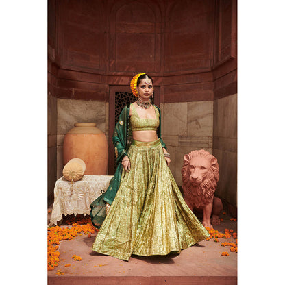 ITRH Green Pushp Lampi Lehenga with Blouse and Dupatta (Set of 3)