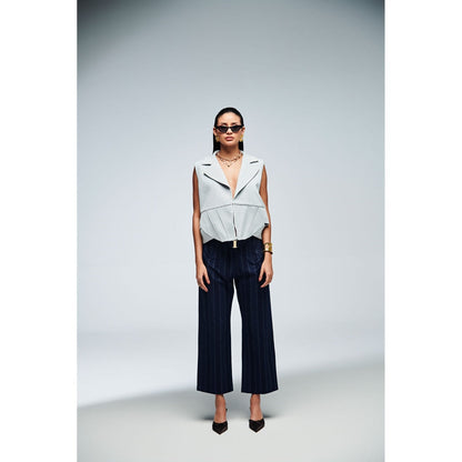 Ivory Rose Grey Berlin Edge Waistcoat