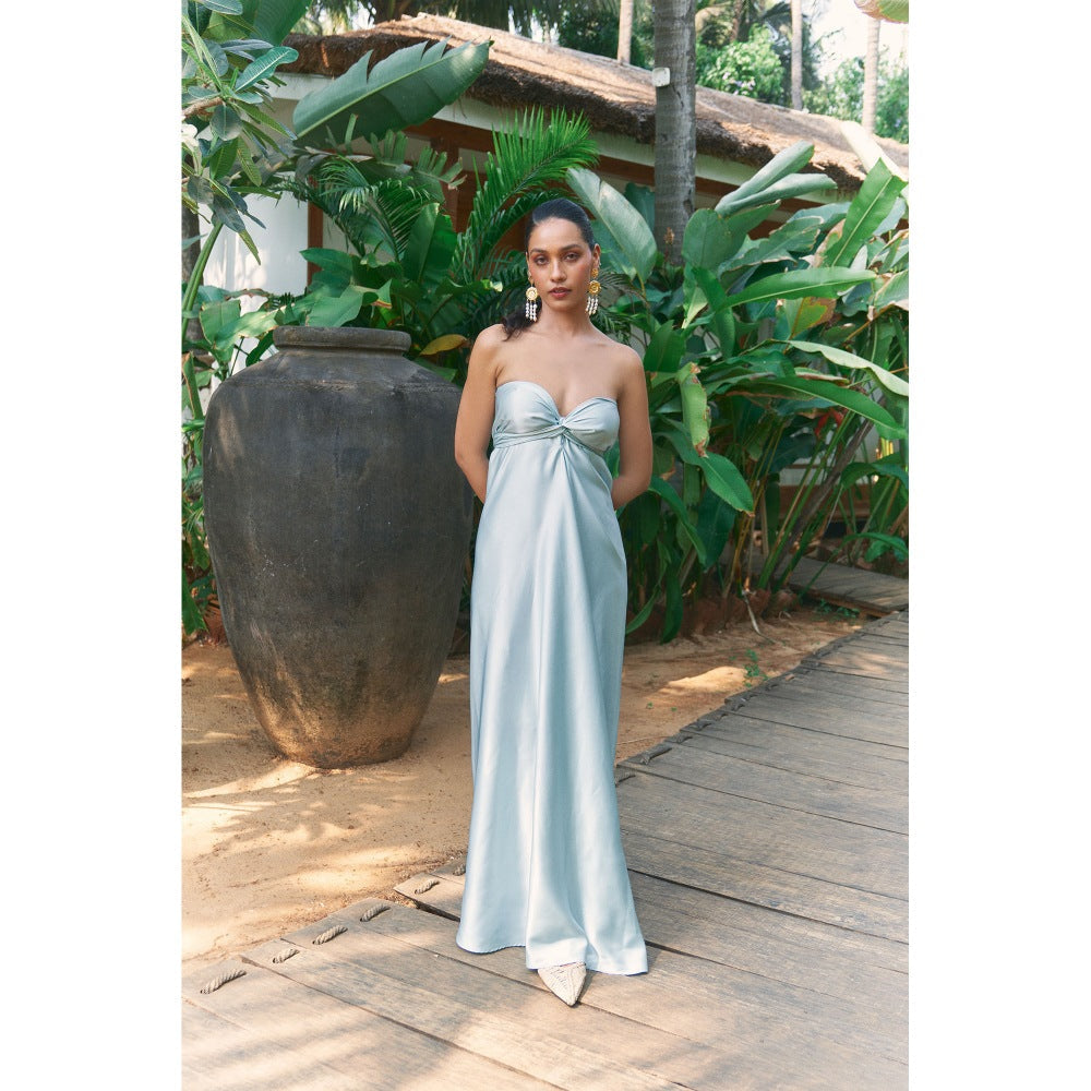 Ivory Rose Blue Moon Tide Gown