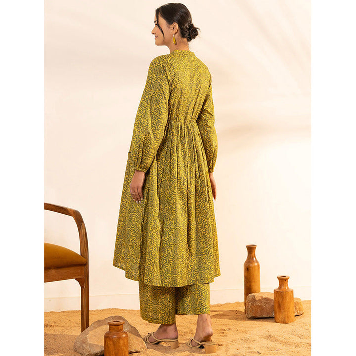 Janasya Womens Olive Cotton Printed Gathered Maternity Kurta with Pants (Set of 2)