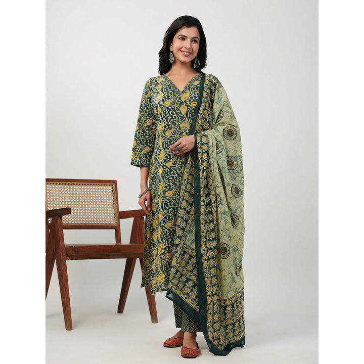 Janasya Womens Green Cotton Batik Straight Kurta with Pant and Dupatta (Set of 3)