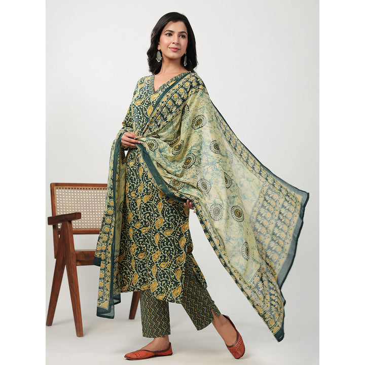 Janasya Womens Green Cotton Batik Straight Kurta with Pant and Dupatta (Set of 3)