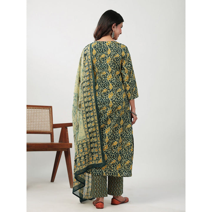 Janasya Womens Green Cotton Batik Straight Kurta with Pant and Dupatta (Set of 3)