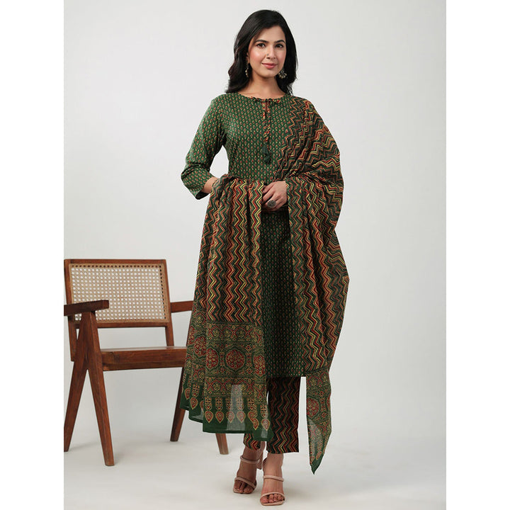 Janasya Womens Green Cotton Ethnic Motifs Regular Kurta with Pant and Dupatta (Set of 3)