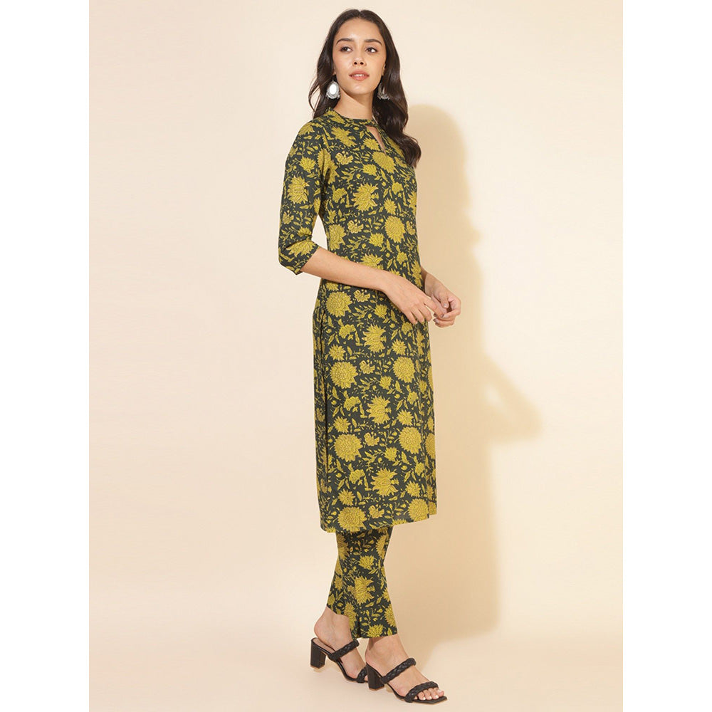 Janasya Womens Dark Green Cotton Floral Straight Co-Ord (Set of 2)