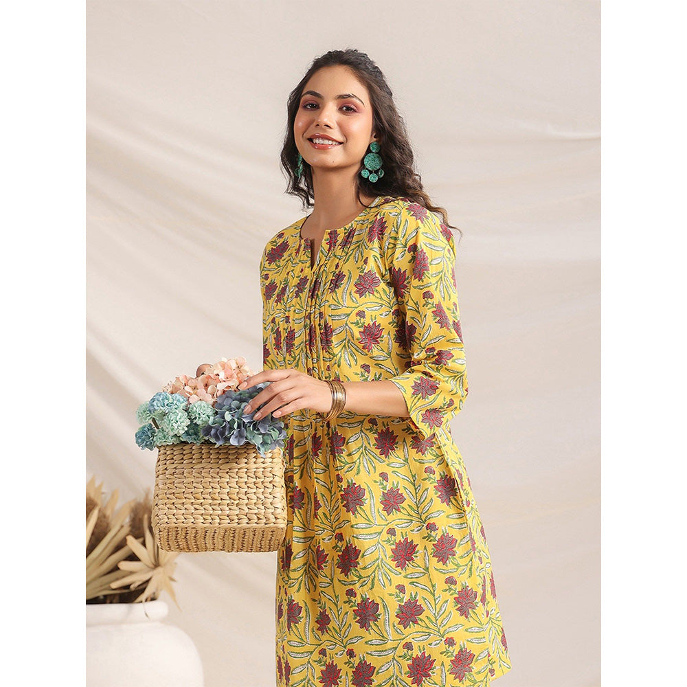 Janasya Womens Yellow Cotton Floral Pleated Co-Ord (Set of 2)