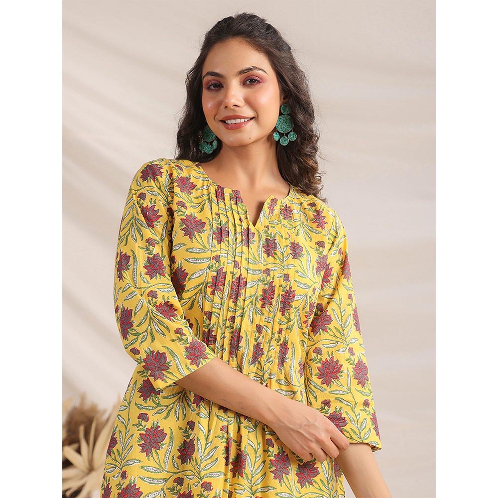 Janasya Womens Yellow Cotton Floral Pleated Co-Ord (Set of 2)