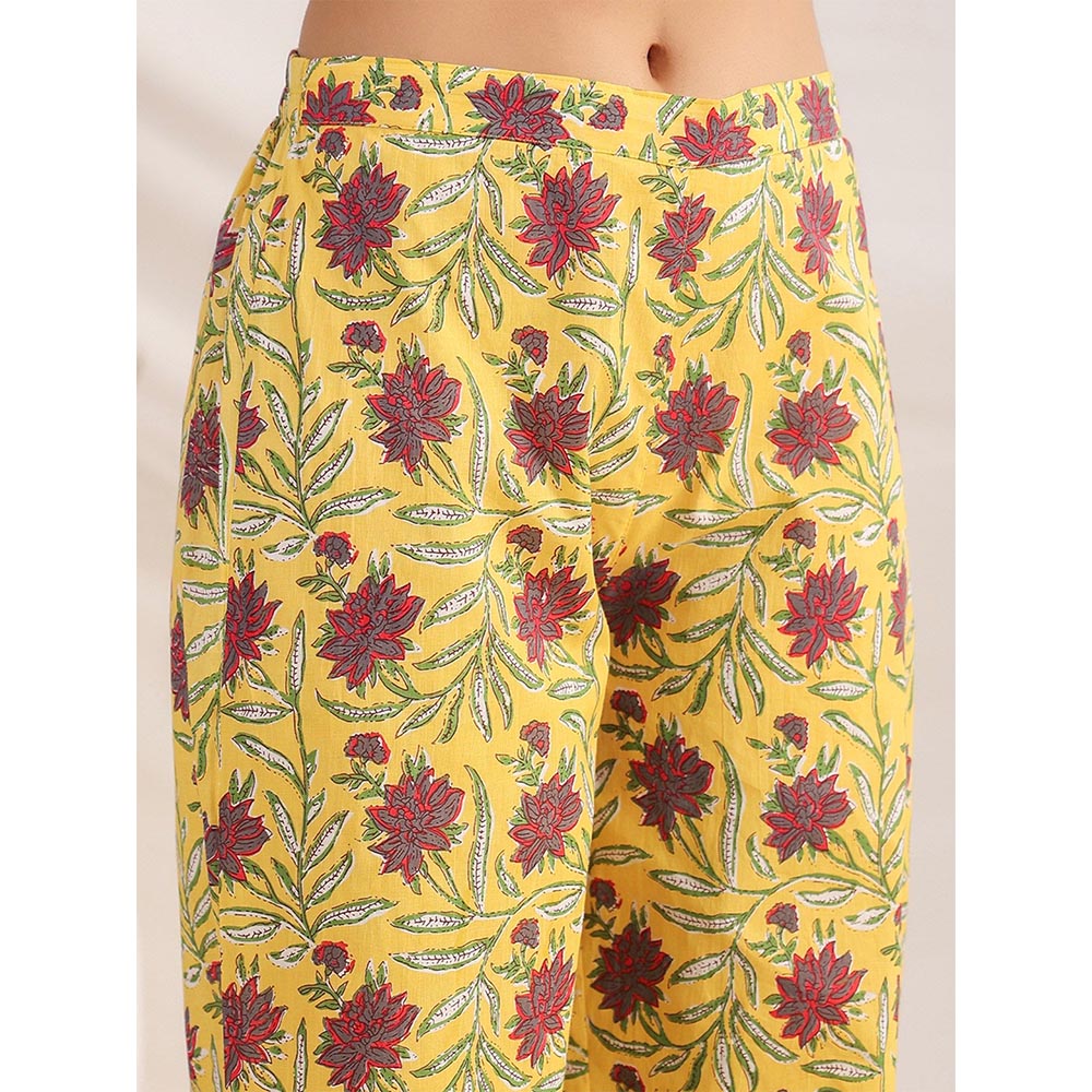 Janasya Womens Yellow Cotton Floral Pleated Co-Ord (Set of 2)