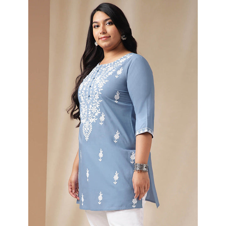 Janasya Women Blue Cotton Thread Work Embroidered Kurti