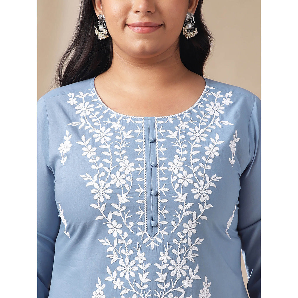 Janasya Women Blue Cotton Thread Work Embroidered Kurti