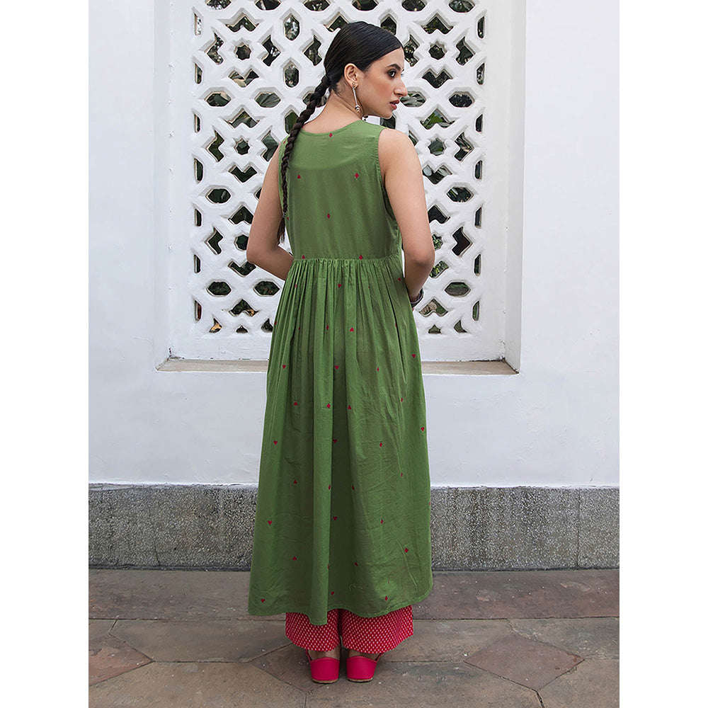 Janasya Women Green Embroidered Kurta with Pant (Set of 2)