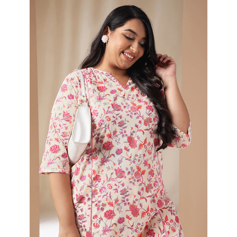 Janasya Women Plus Size Off White Floral Printed Kurta with Pant (Set of 2)