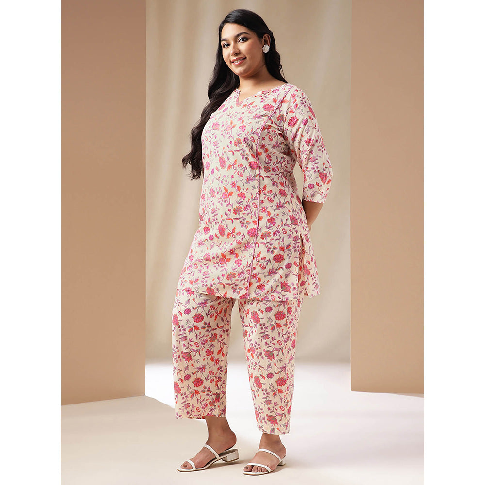 Janasya Women Plus Size Off White Floral Printed Kurta with Pant (Set of 2)