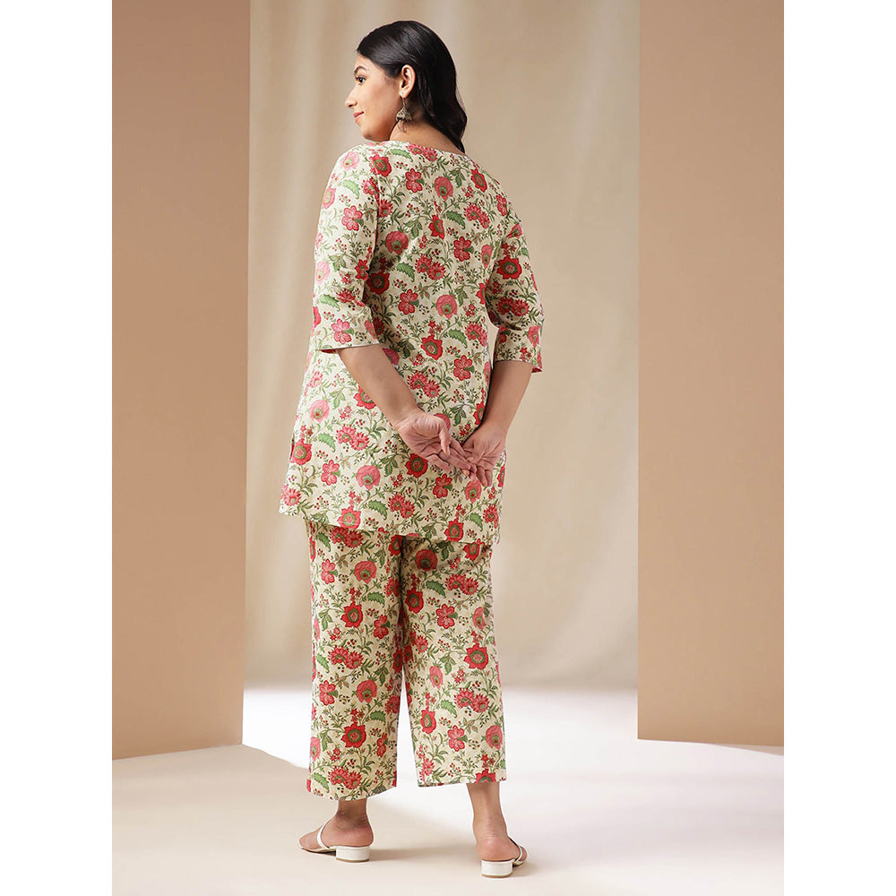 Janasya Women Plus Size Off White Floral Printed Kurta with Pant (Set of 2)