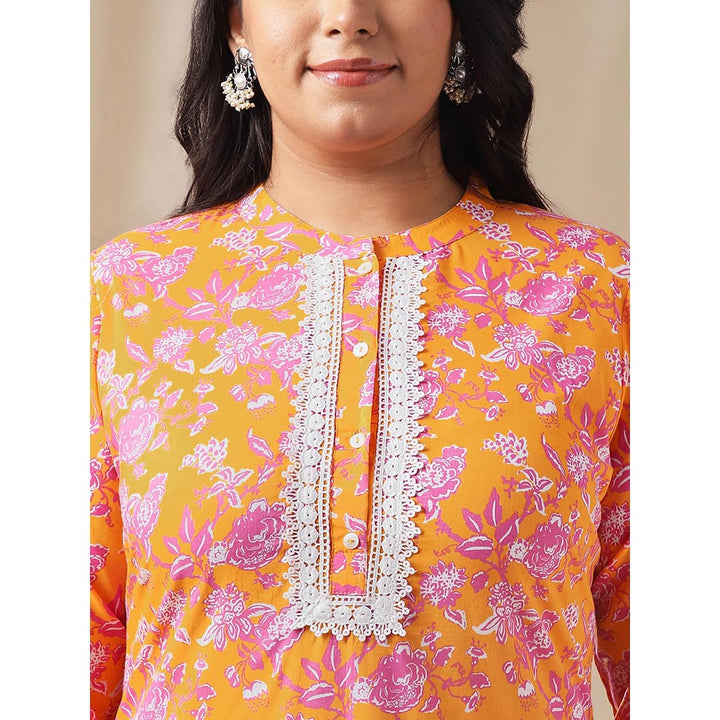 Janasya Women Plus Size Orange Floral Printed Kurta with Pant (Set of 2)