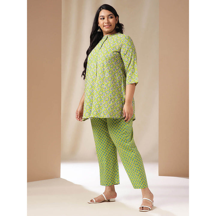 Janasya Women Plus Size Green Floral Printed Tunic with Pant (Set of 2)