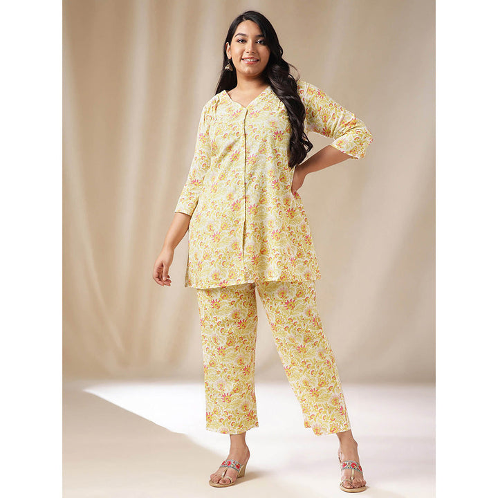 Janasya Women Plus Size Off White Floral Printed Tunic with Pant (Set of 2)