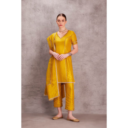 Janki India Women Zari Work Kurta & Pant with Organza Dupatta (Set of 3)