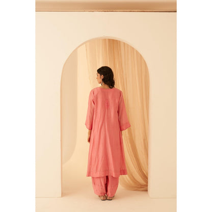 Janki India Pastel Pink Kurta with Pant and Dupatta with Slip (Set of 4)