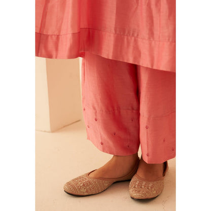 Janki India Pastel Pink Kurta with Pant and Dupatta with Slip (Set of 4)