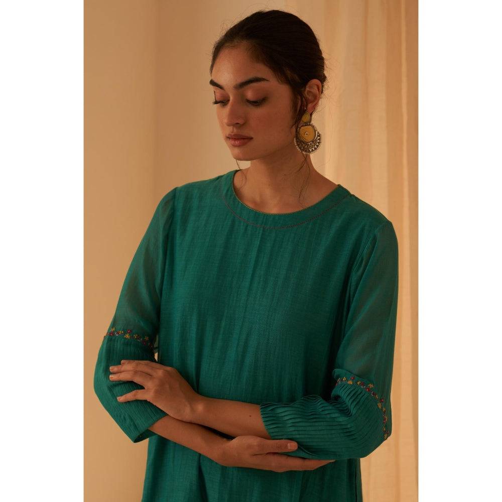 Janki India Ocean Turquoise Chanderi Pintuck Pleats Kurta with Pant and Dupatta (Set of 3)