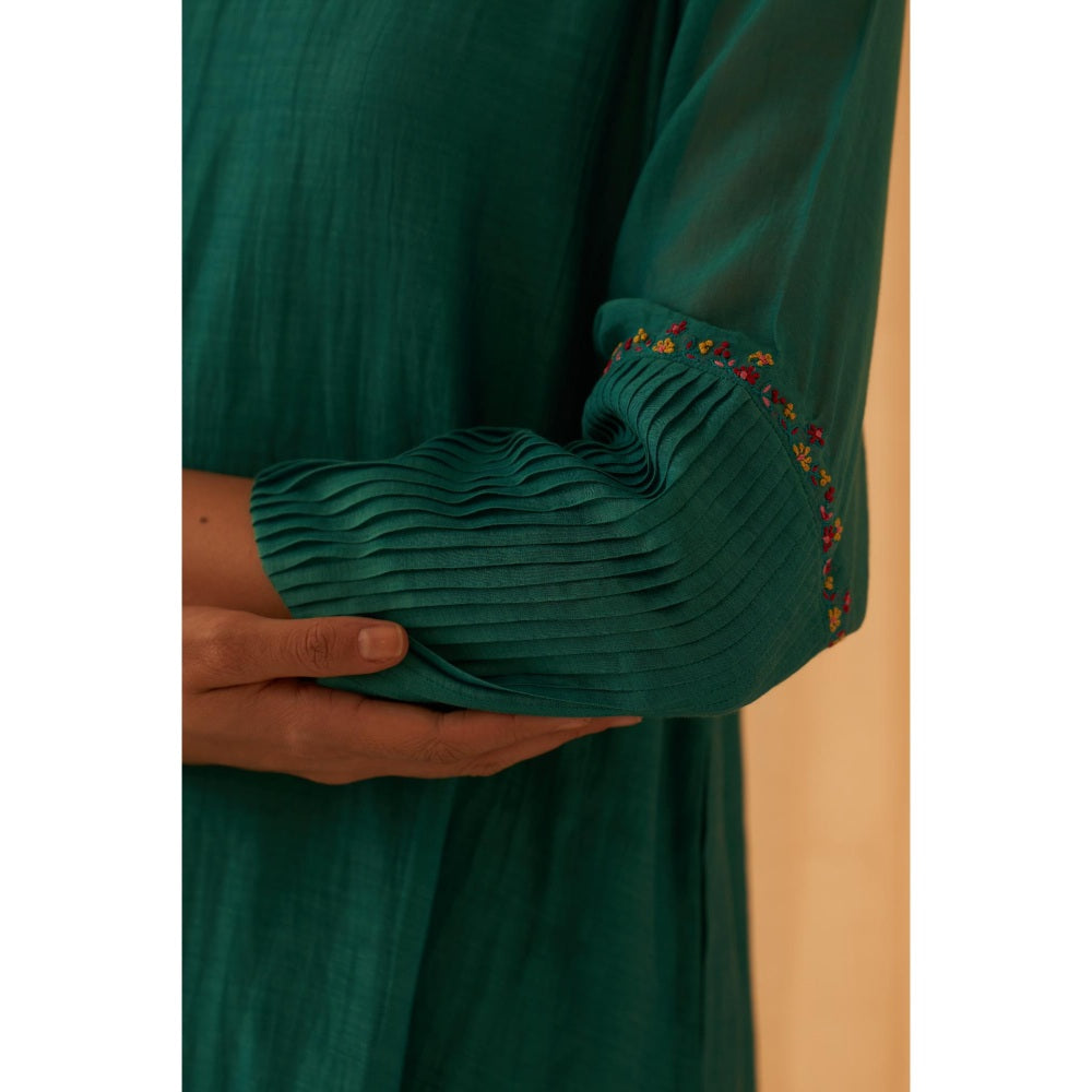 Janki India Ocean Turquoise Chanderi Pintuck Pleats Kurta with Pant and Dupatta (Set of 3)
