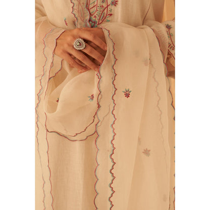 Janki India Ivory Chanderi Thread Zardozi Embroidery Kurta with Pant and Dupatta (Set of 3)