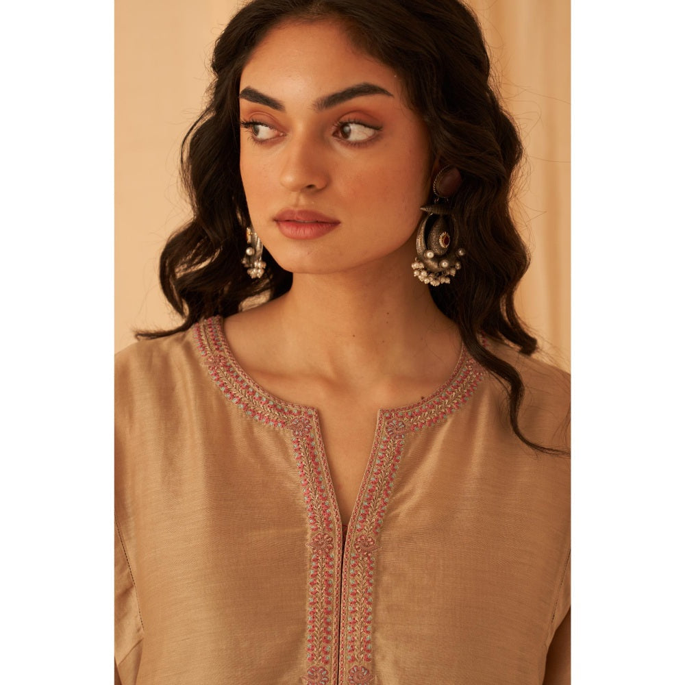 Janki India Elegant Champagne Chanderi Resham Jaal Kurta with Pant and Dupatta (Set of 3)