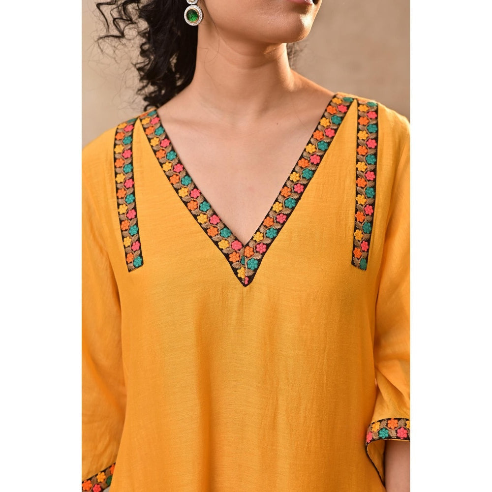 Jasashi Yellow Embroidered Kurta with Pant (Set of 2)