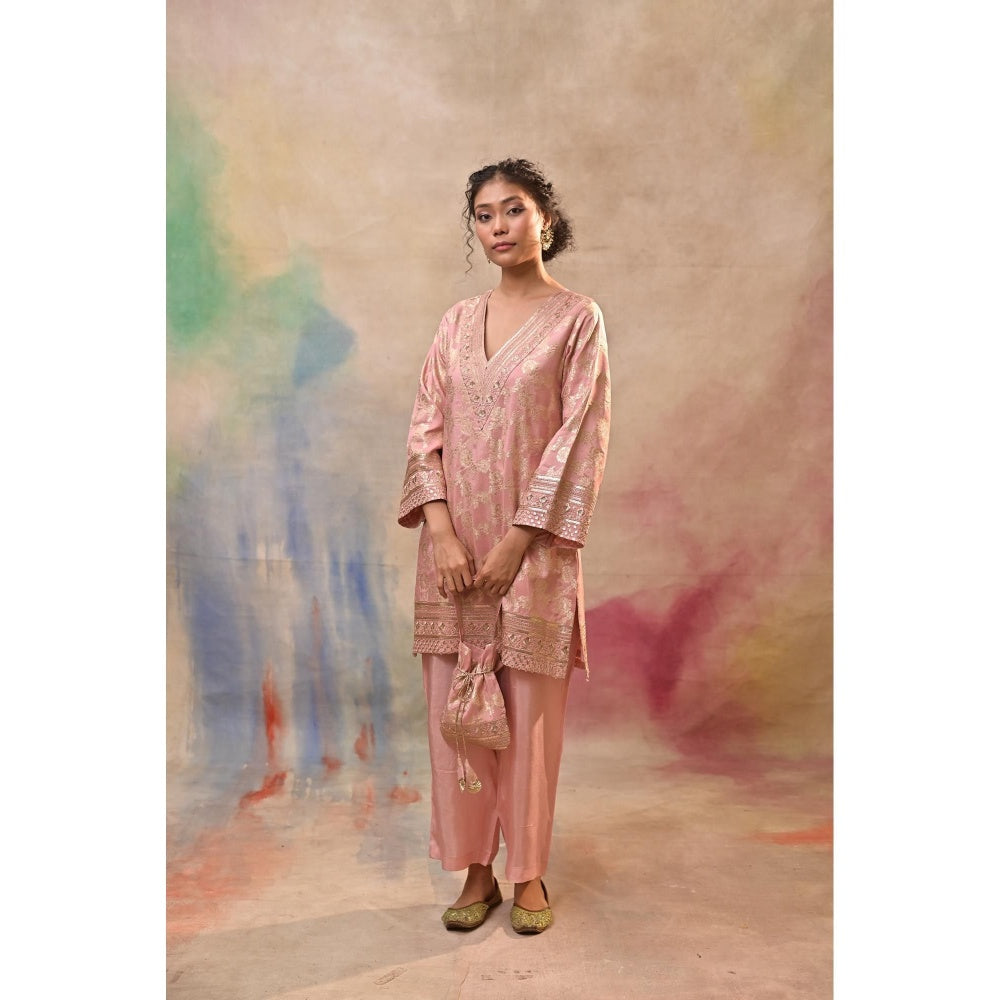 Jasashi Blush Pink Brocade Kurta with Pant and Potli Bag (Set of 3)