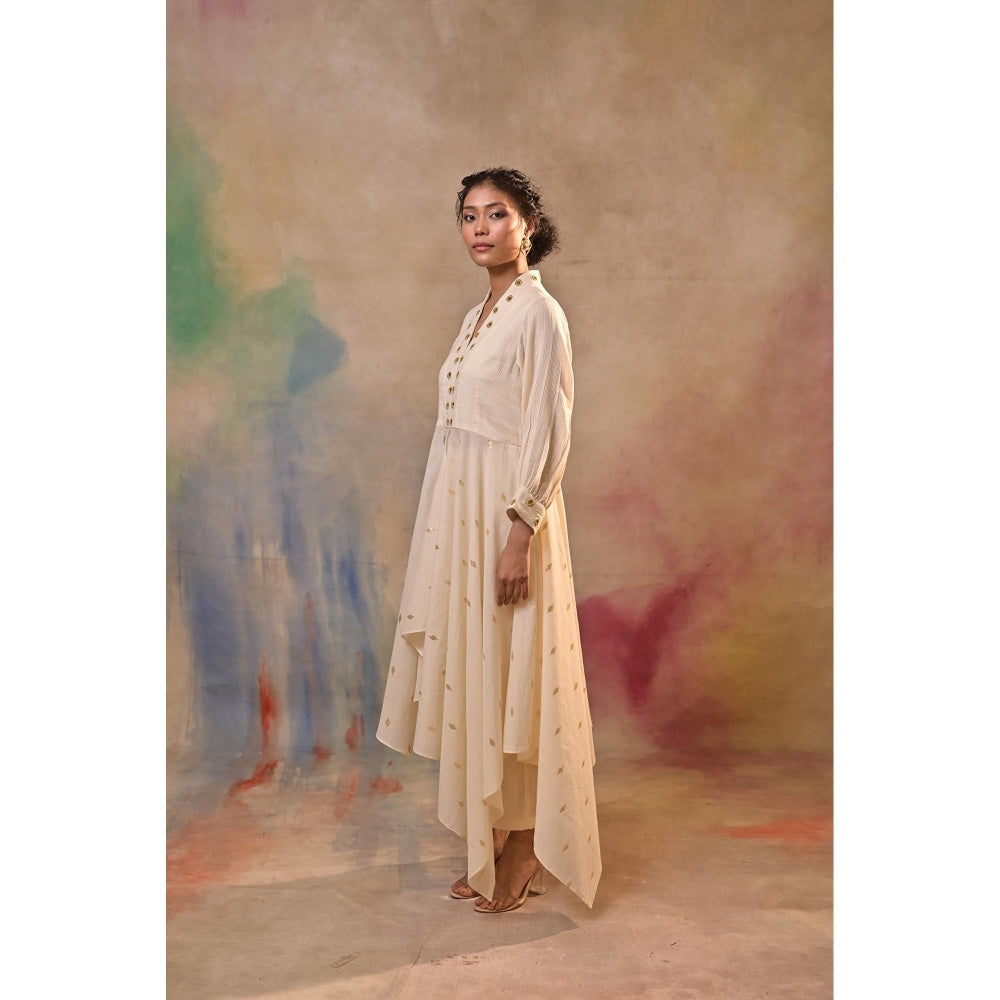 Jasashi Beige Beige Accent Indo-Western Kurta with Pant (Set of 2)