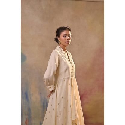 Jasashi Beige Beige Accent Indo-Western Kurta with Pant (Set of 2)