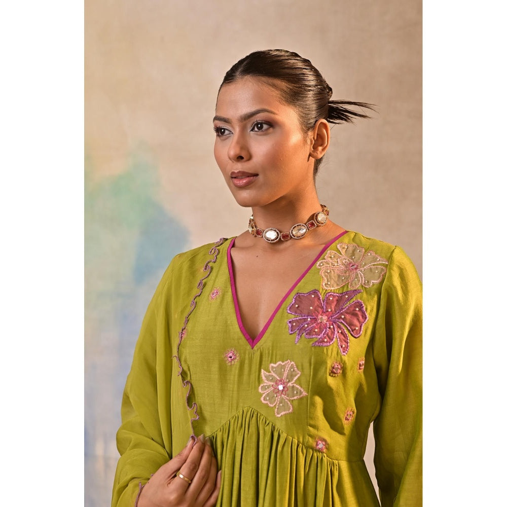 Jasashi Green Floral Embroidered Kurta with Palazzo and Dupatta (Set of 3)