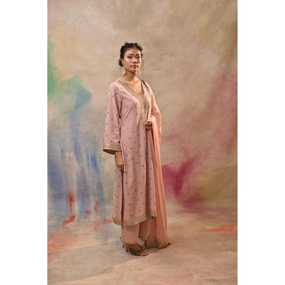 Jasashi Pink Embellished Kurta with Pant and Dupatta (Set of 3)