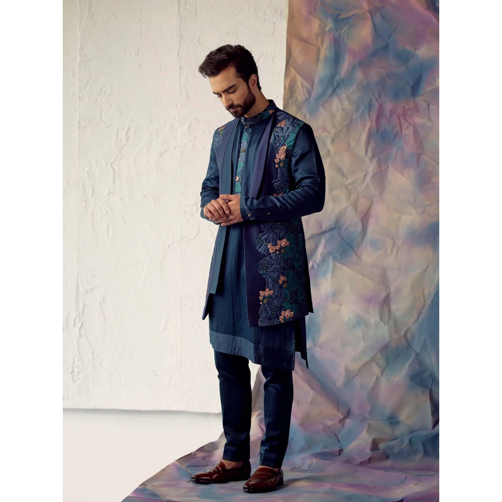 Jatin Malik Portrait In Peacock Blue Shrug (Set of 3)