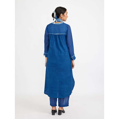 JAYATI GOENKA Blue Co-ord with Jg Signature Button Knot Detail (Set of 3)