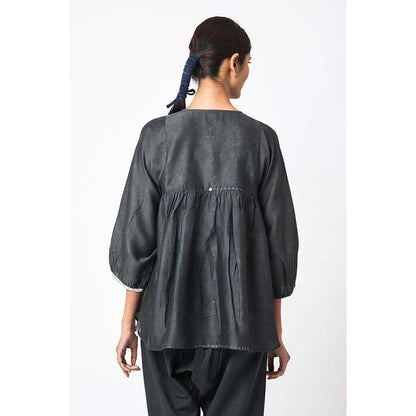 JAYATI GOENKA Solid Carbon Top