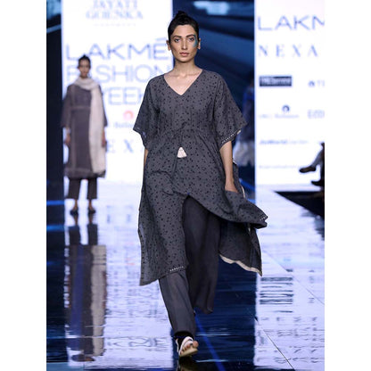 JAYATI GOENKA Grey Solid Pants