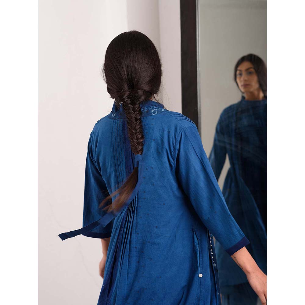 JAYATI GOENKA Blue Solid Shrug